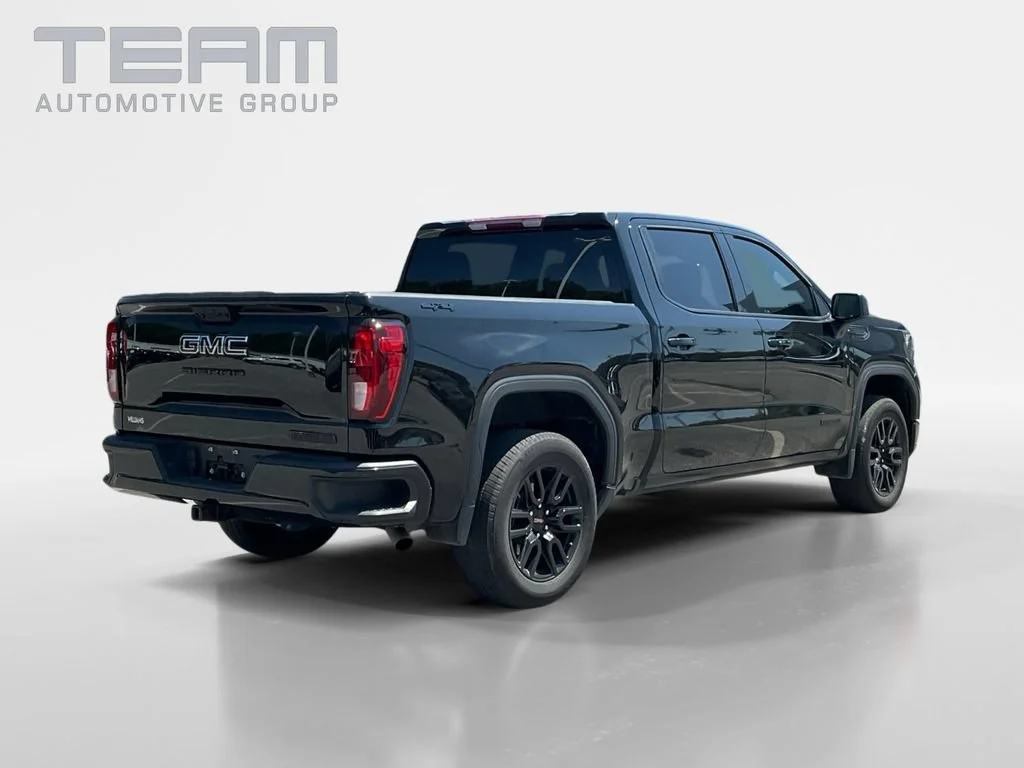 Used 2024 Onyx Black GMC Elevation image 7