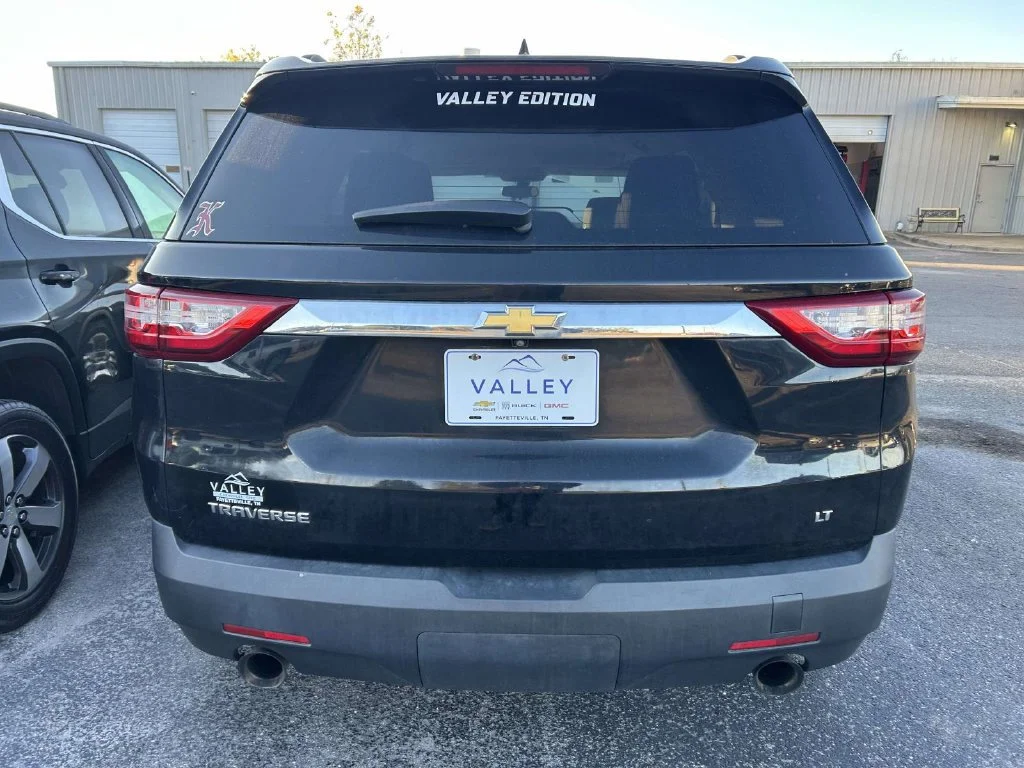 Used 2020 MOSAIC BLACK METALLIC Chevrolet LT Cloth image 4