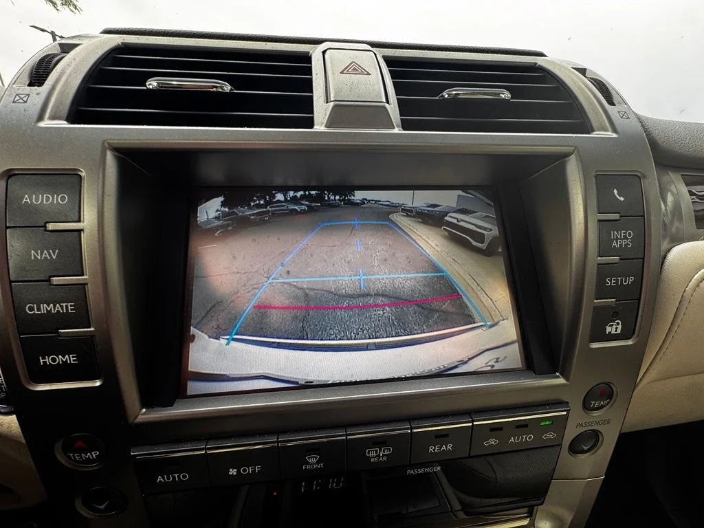 Used 2014 Starfire Pearl Lexus 460 image 10