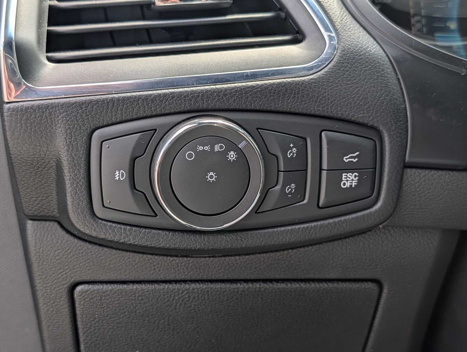 2022 Ford Edge ST - Photo 22