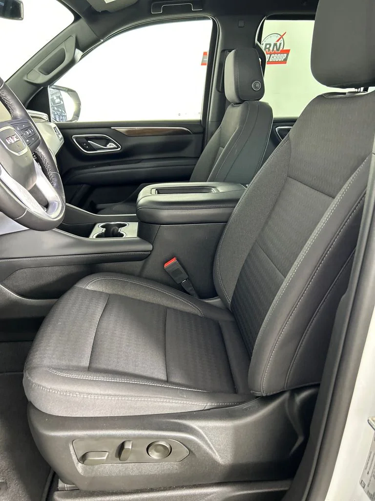 Used 2022 White GMC SLE image 12
