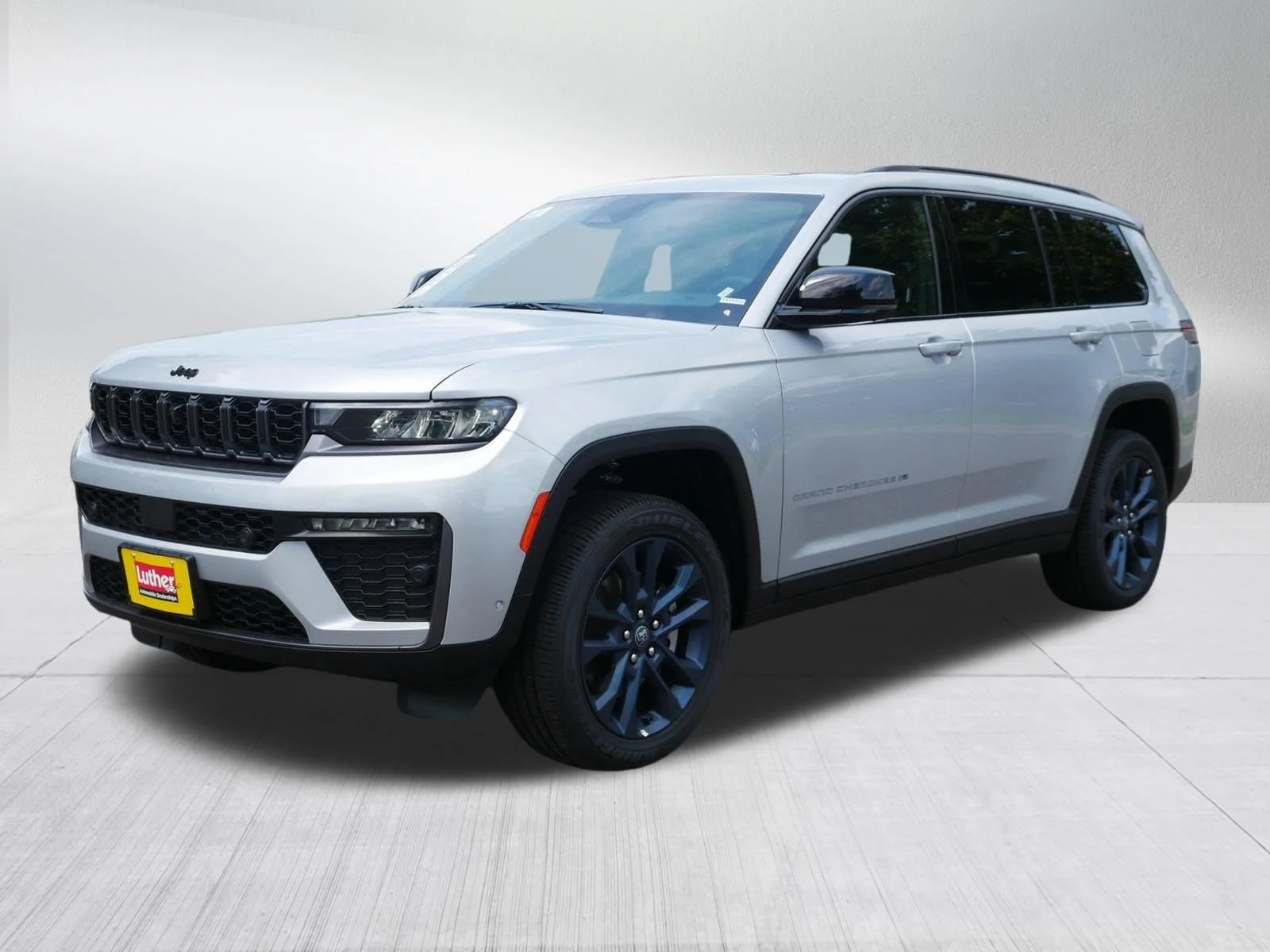 New 2026 Silver Zynith Exterior Paint Jeep 85th Anniversary Edition image 3