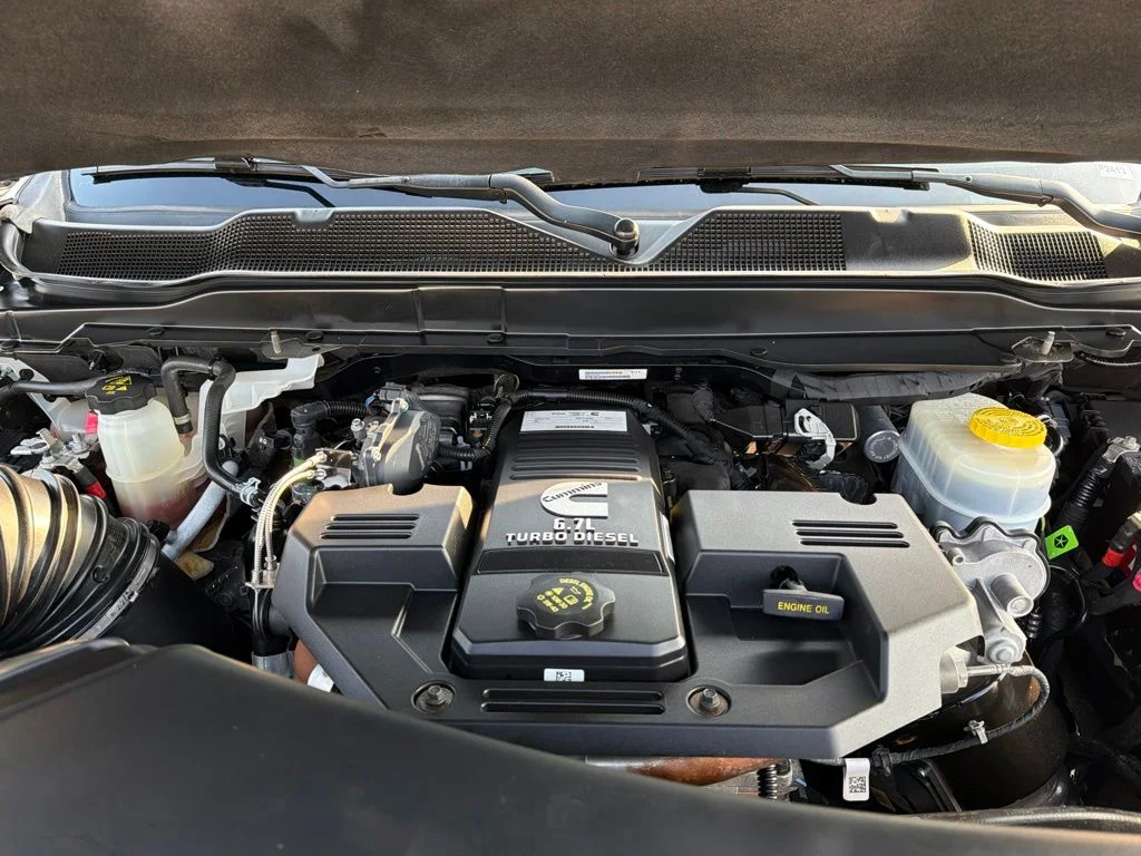 Used 2021 Gray Ram Tradesman image 8