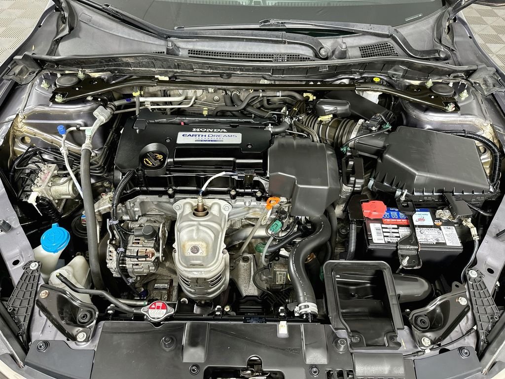 Used 2013  Honda EX-L image 31