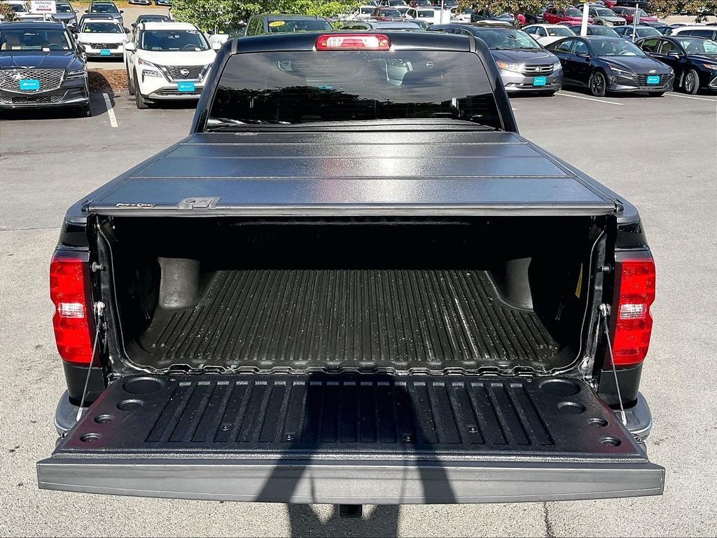 Used 2016 Black Chevrolet LT image 31