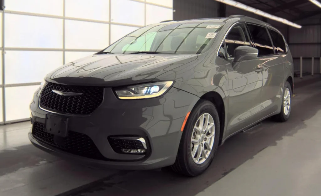 2022 Chrysler Pacifica Touring L
