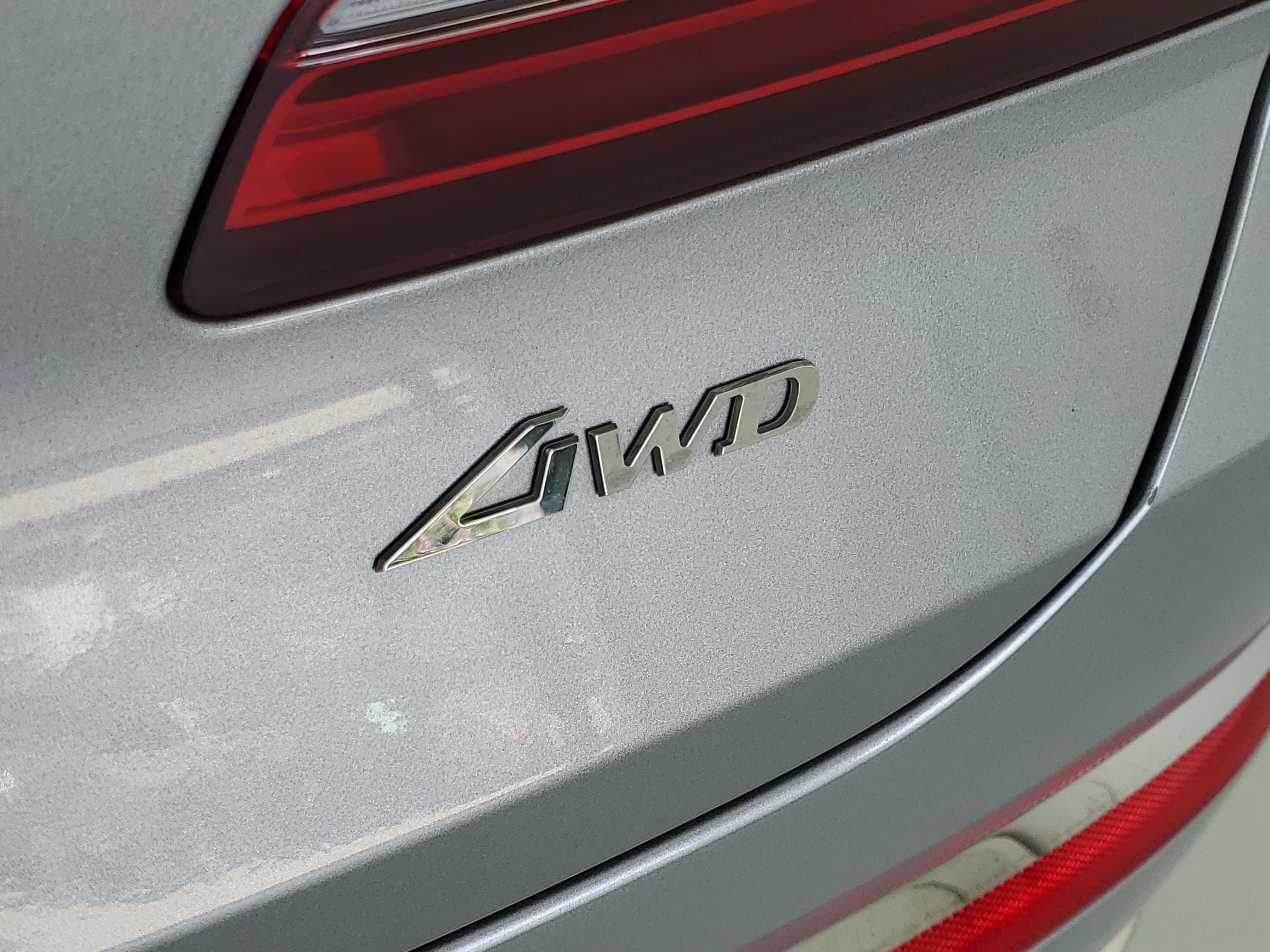 Used 2025 Savile Silver Genesis 2.5T image 10