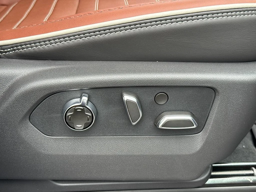 2026 GMC Sierra 2500HD Denali Ultimate - Photo 39