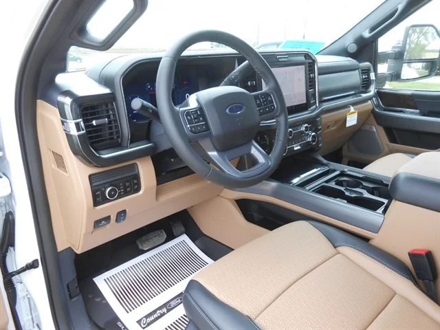 New 2026 Star White Metallic Tri-Coat FORD F-350® Lariat® image 3