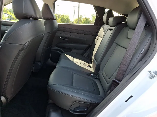 New 2026 White Hyundai SEL Plus image 6