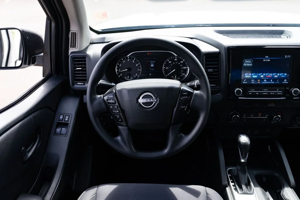 Used 2022 White Nissan S image 11