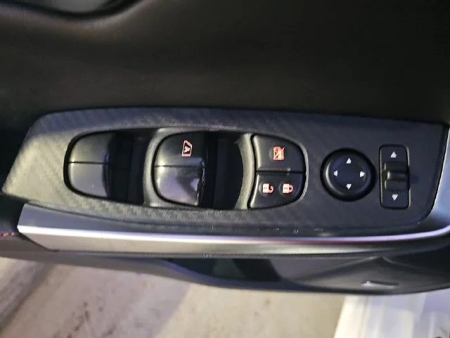 Used 2024 White Nissan SR image 28