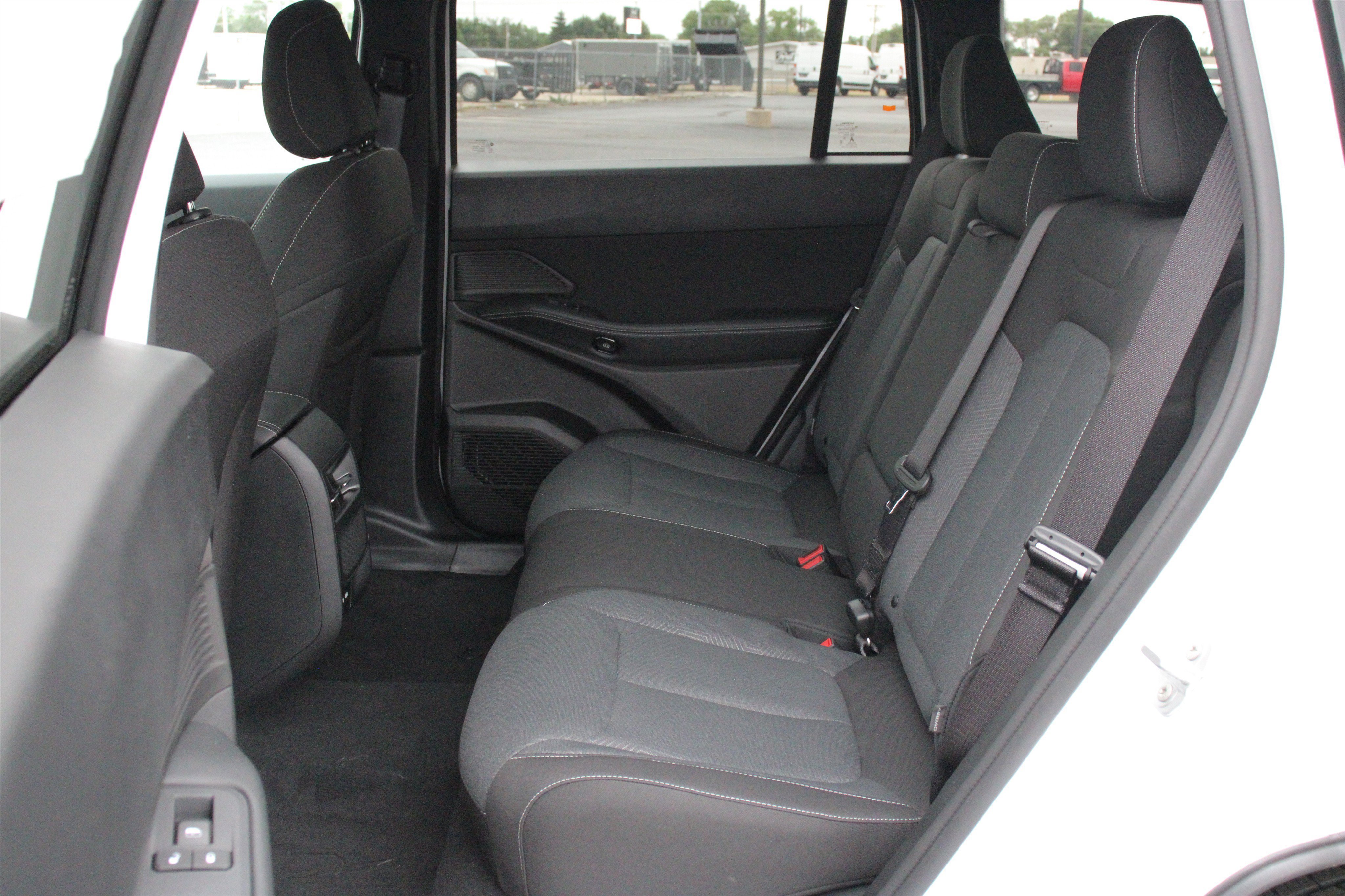 New 2026 Bright White Clearcoat Jeep Laredo image 24