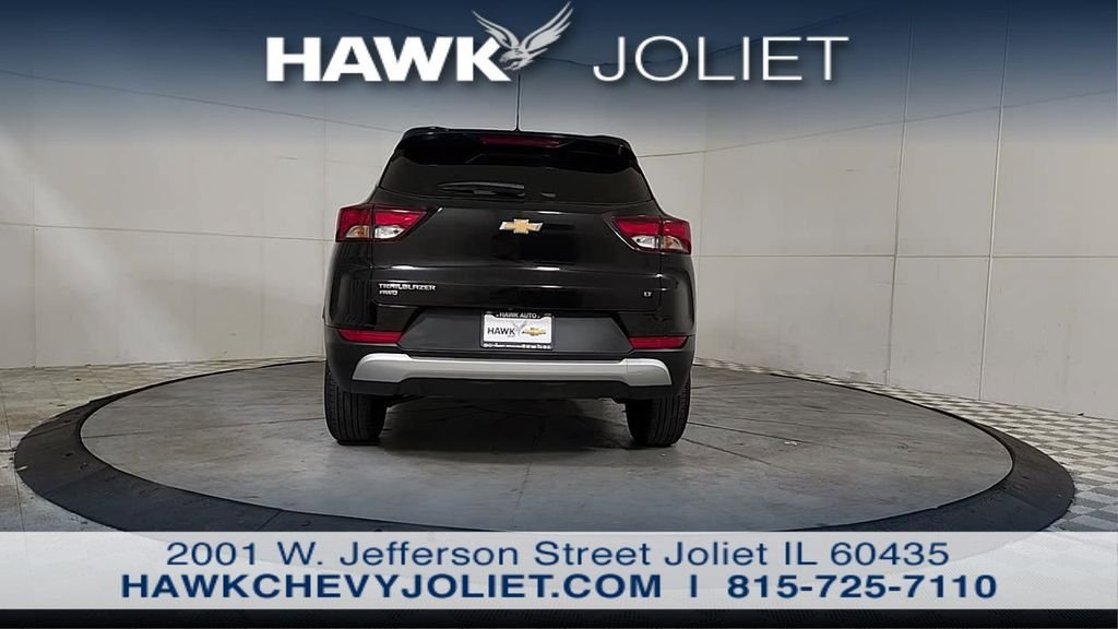 Used 2025 Black Chevrolet LT image 6