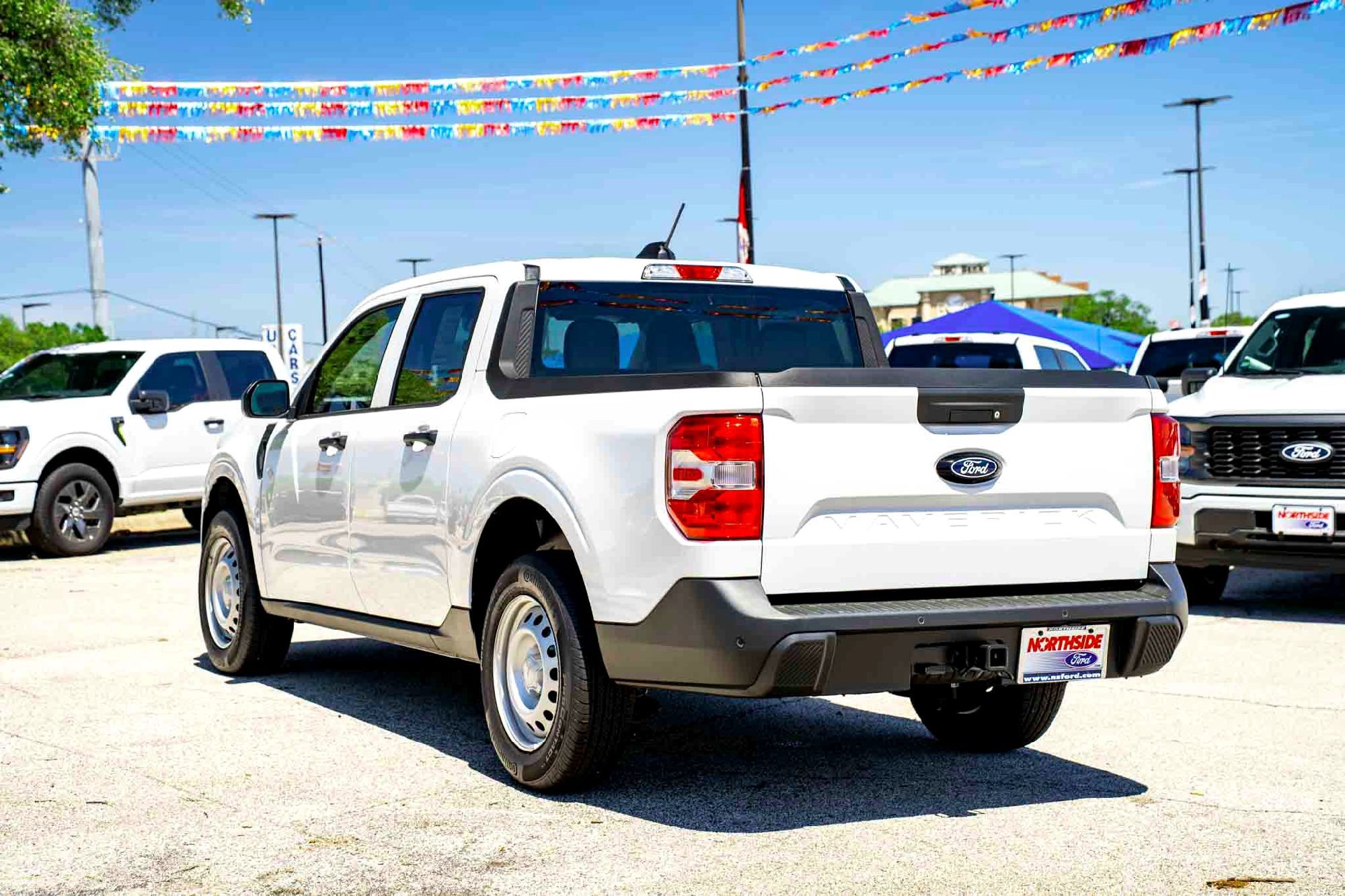 New 2026 Oxford White Ford XL image 5