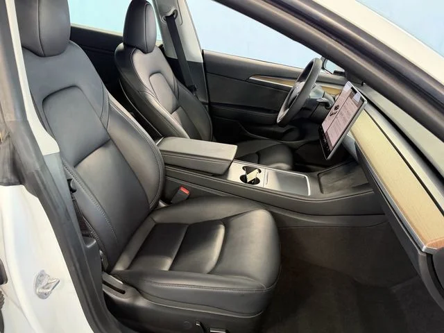 Used 2023 White Tesla Base image 14