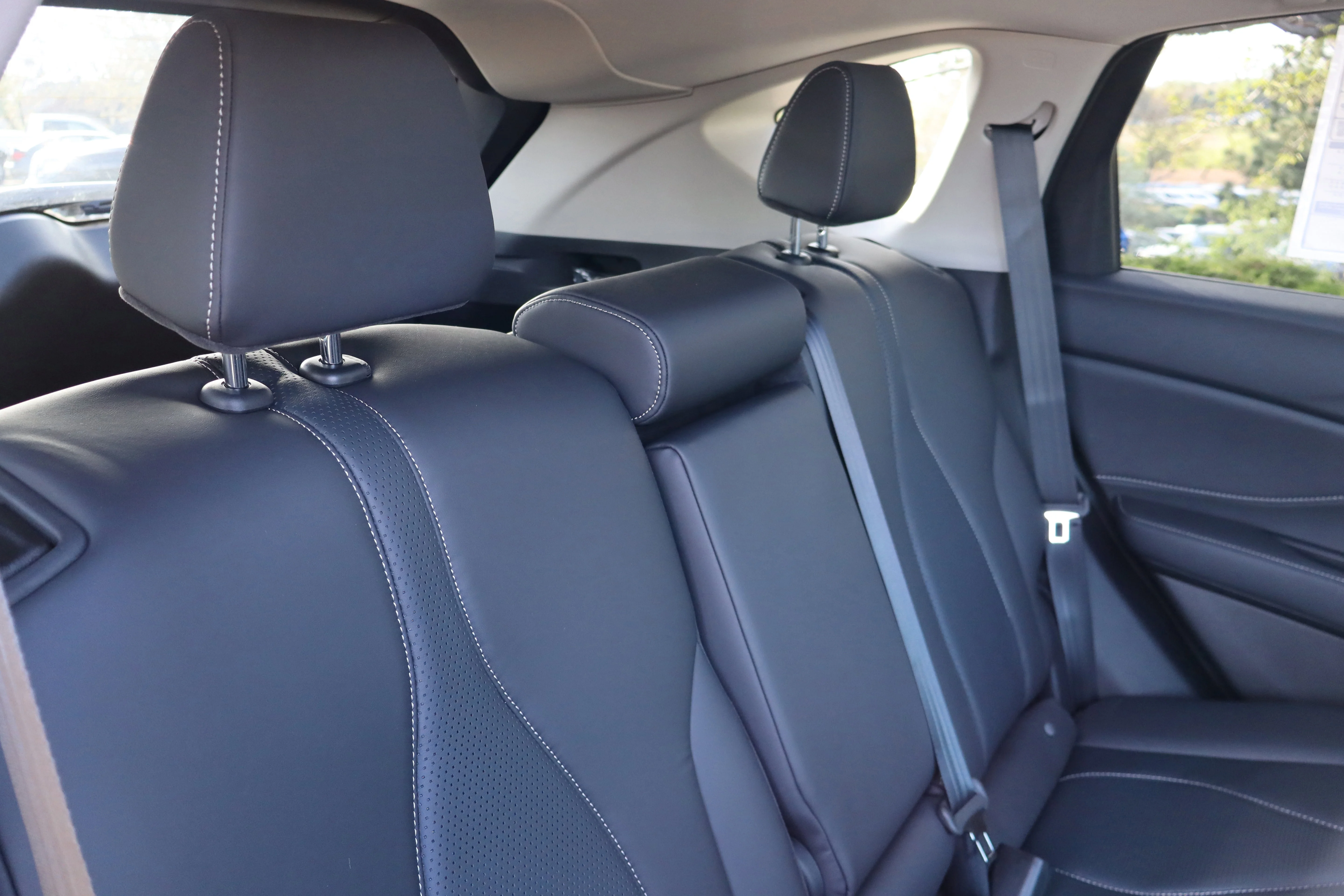 New 2026 Majestic Black Pearl Acura w/Technology Package image 31
