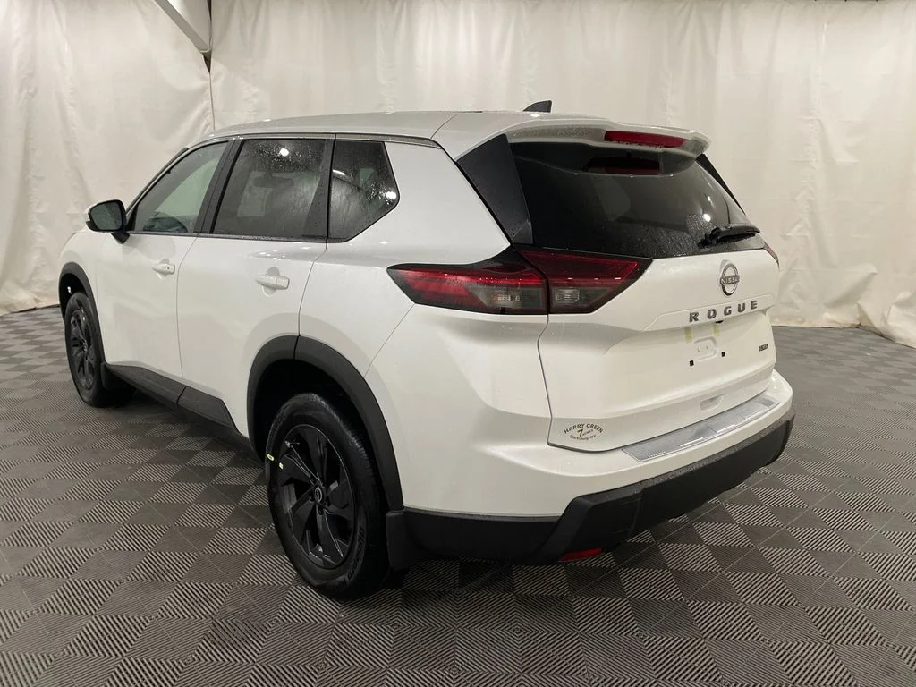 New 2026 Everest White Pearl TriCoat Nissan SV image 9