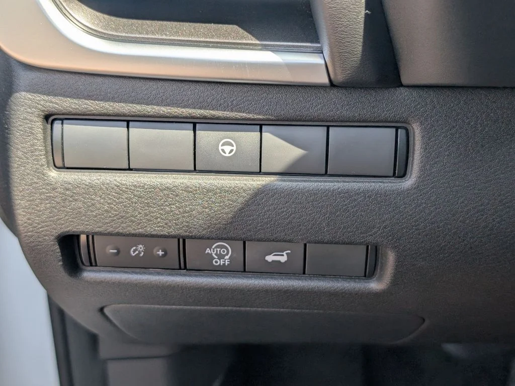 Used 2026 White Nissan SV image 21