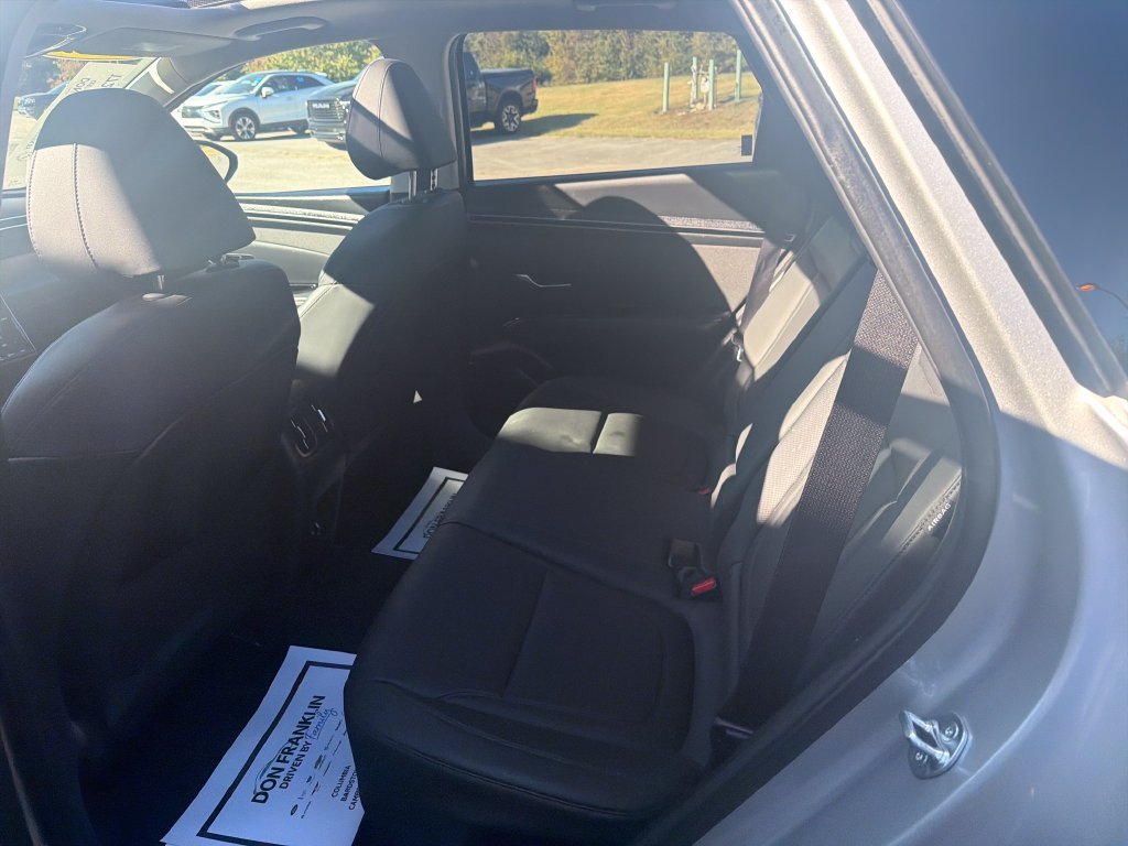 Used 2024 Silver Hyundai SEL Convenience image 14