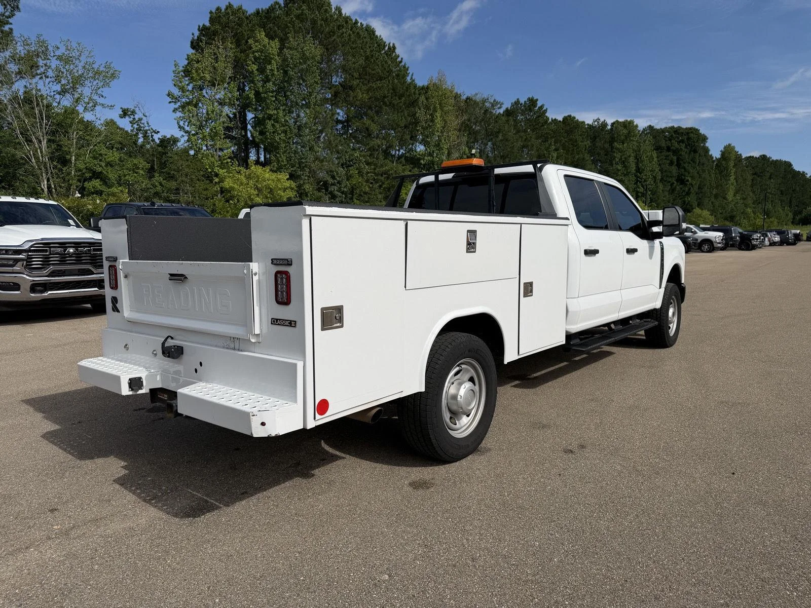Used 2023 Oxford White Ford XL image 6
