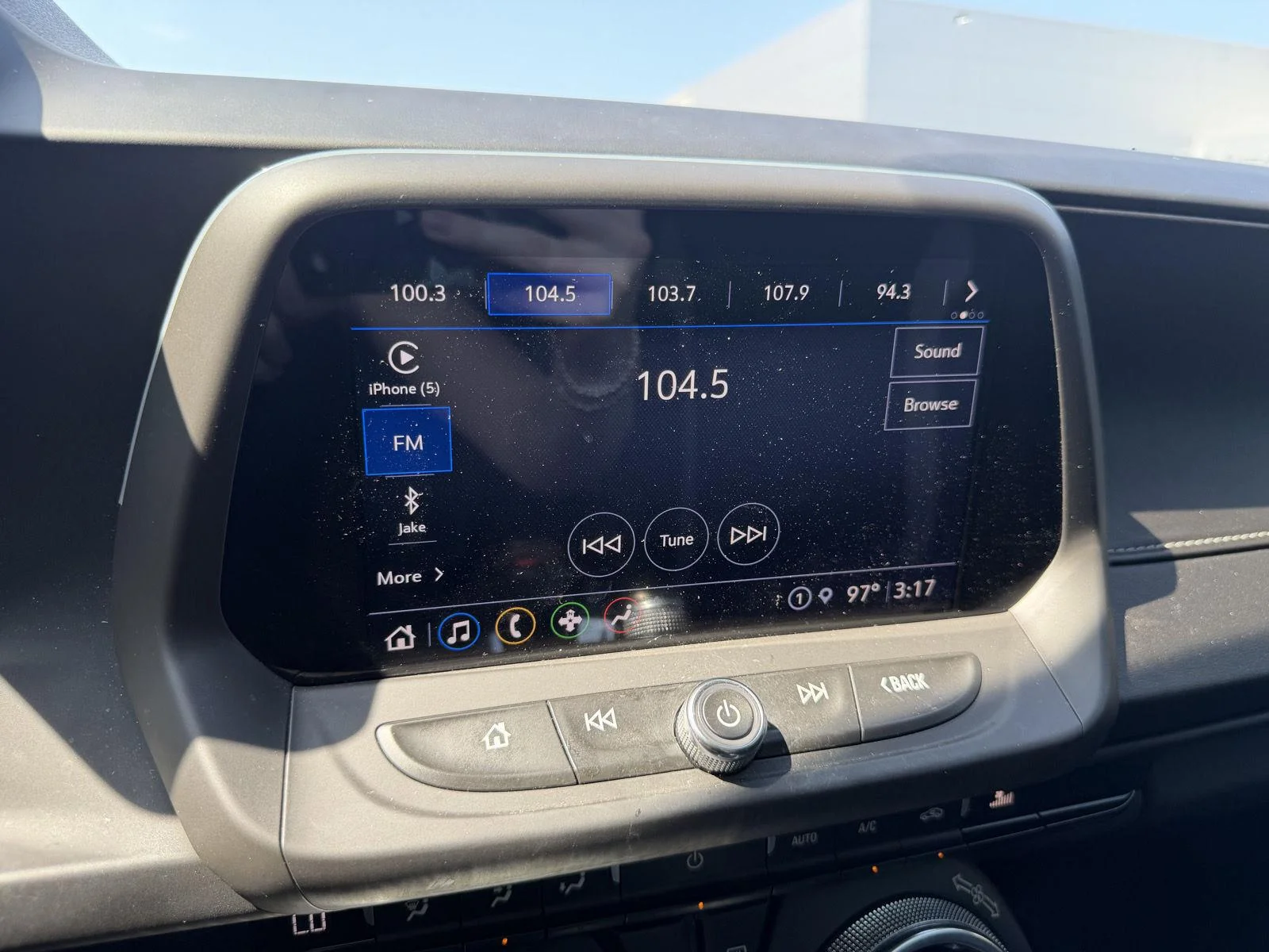 Used 2021 Summit White Chevrolet LT1 image 11