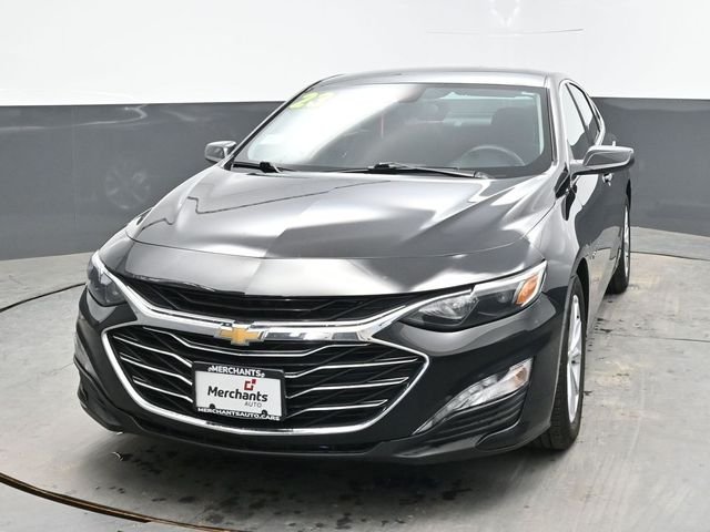 Used 2023 Black Chevrolet LT image 2