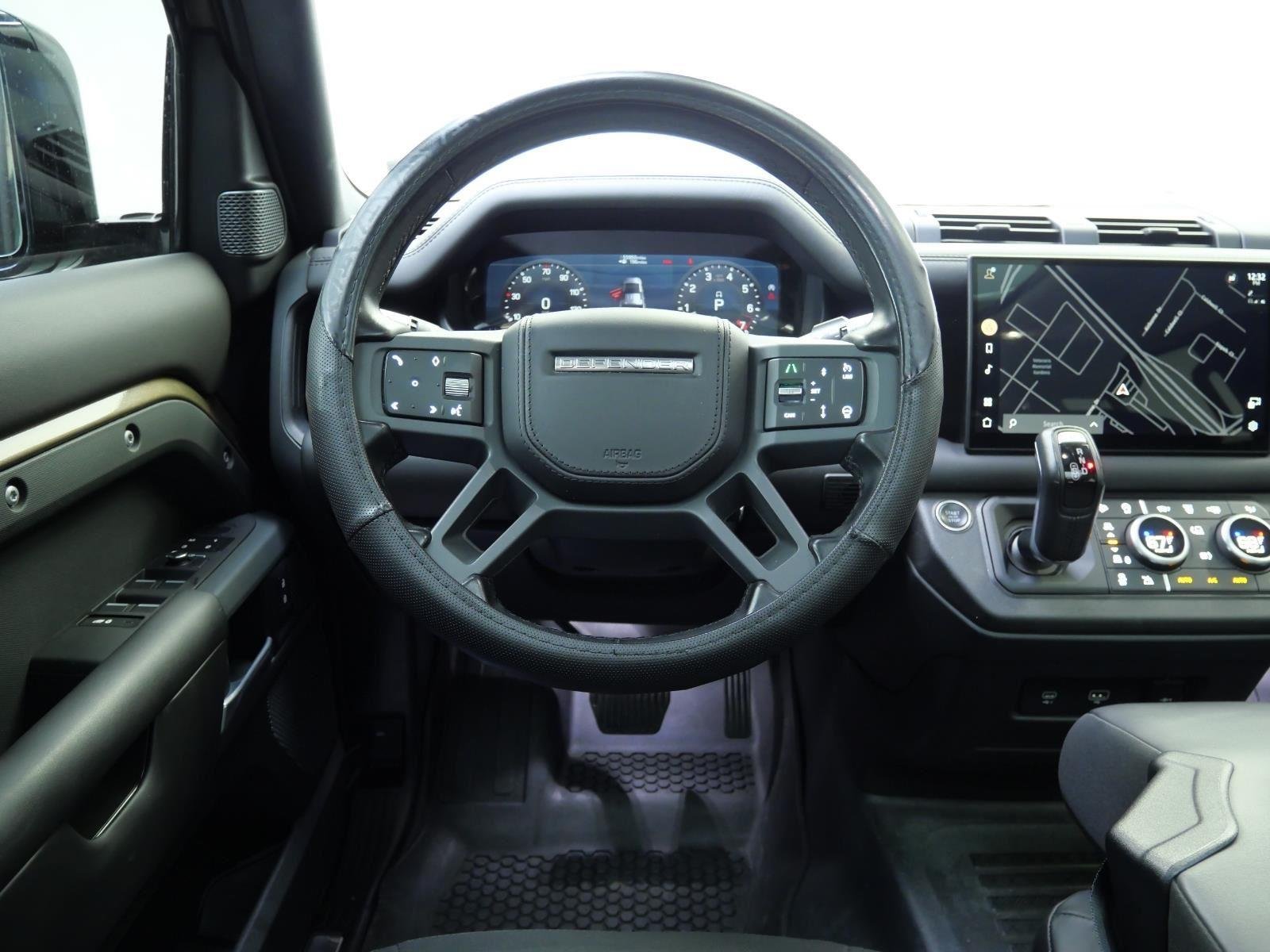 Used 2022 Gondwana Stone Metallic Land Rover X-Dynamic HSE image 20