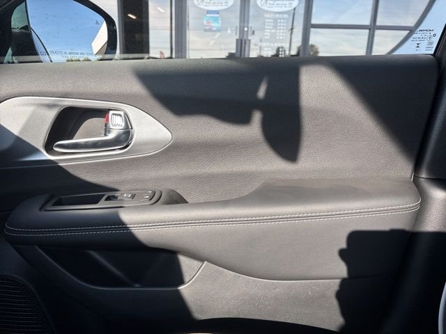2026 Chrysler Pacifica Limited - Photo 25