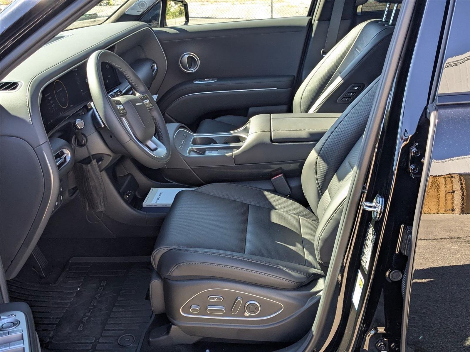 New 2026 Abyss Black Pearl Hyundai Calligraphy image 11