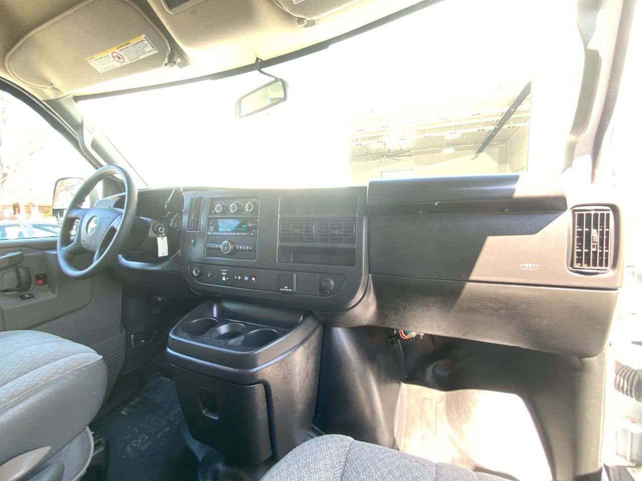 2022 Chevrolet Express Passenger LS - Photo 40