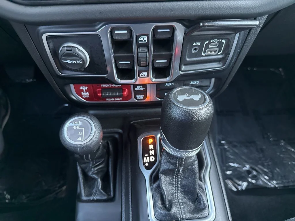 Used 2024 White Jeep Rubicon image 15