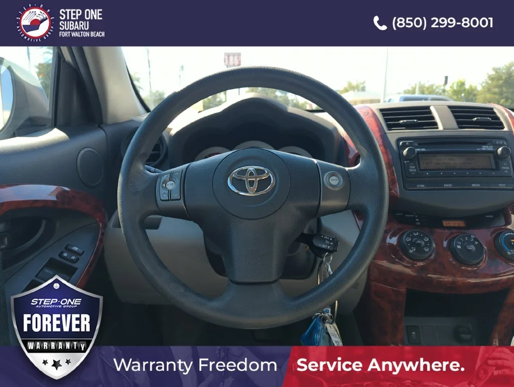 Used 2012 Silver Toyota Base image 17