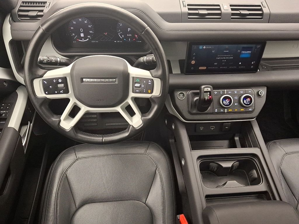 Certified Used 2024 Fuji White Land Rover S image 11