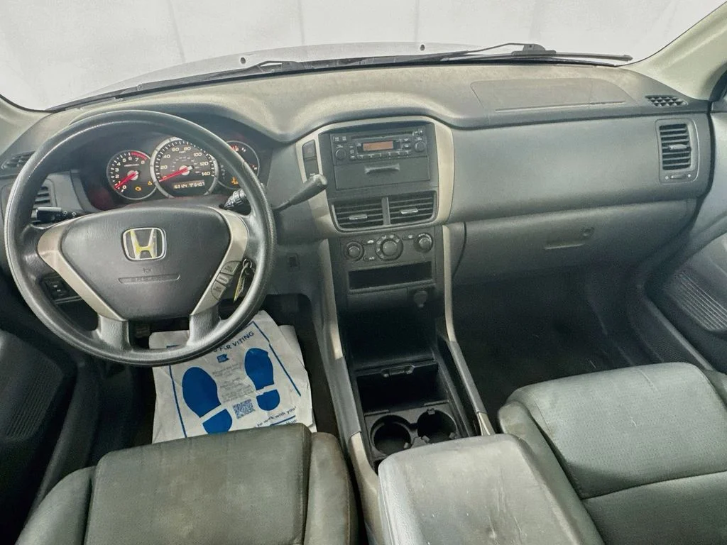 Used 2006 Gray Honda LX image 25