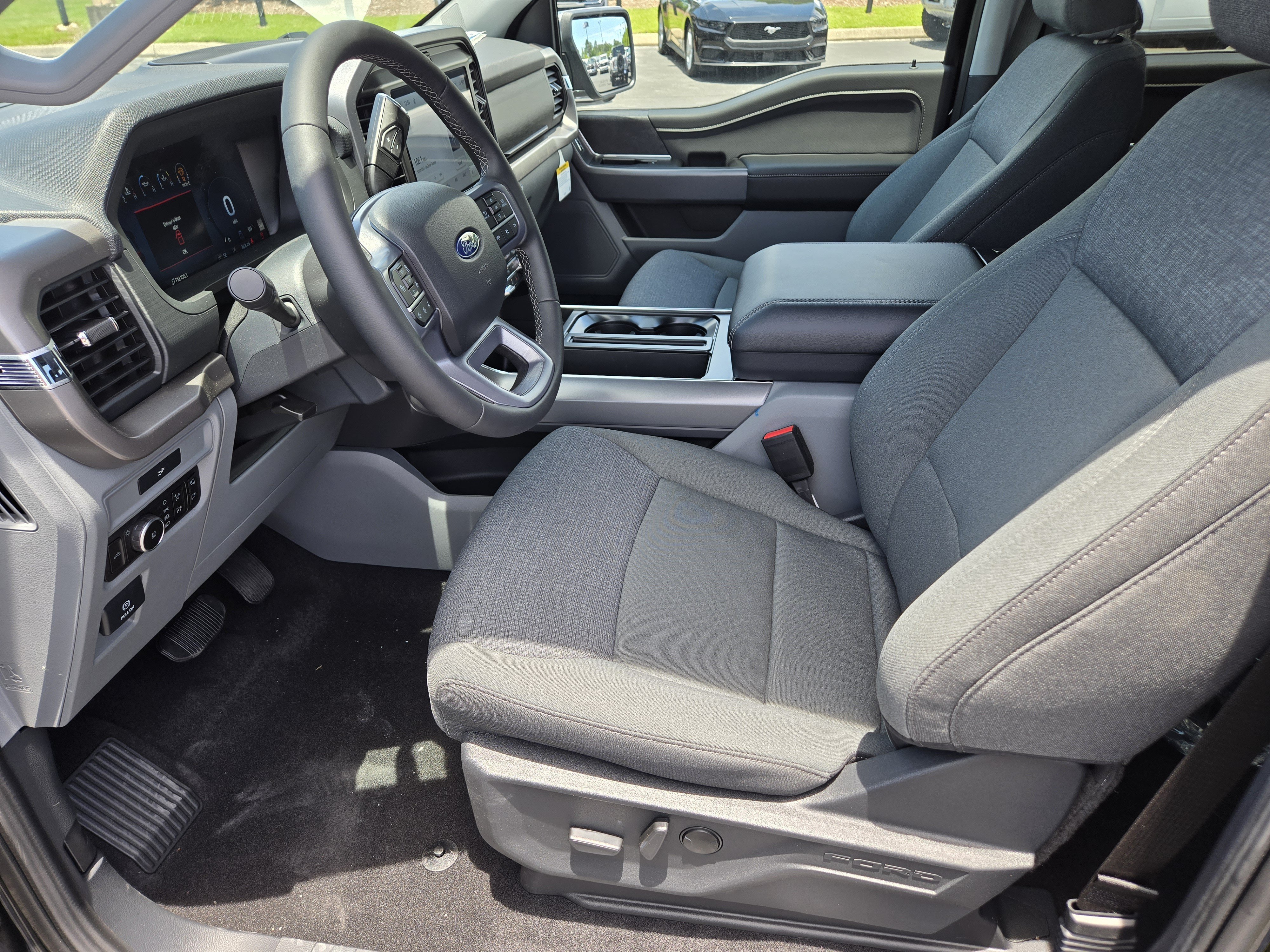 New 2026 AGATE BLACK METALLIC FORD XLT image 16