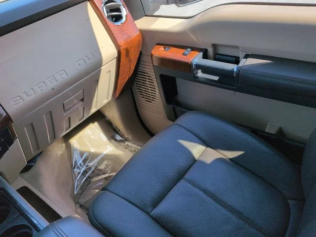Used 2016 Black Ford XLT image 17