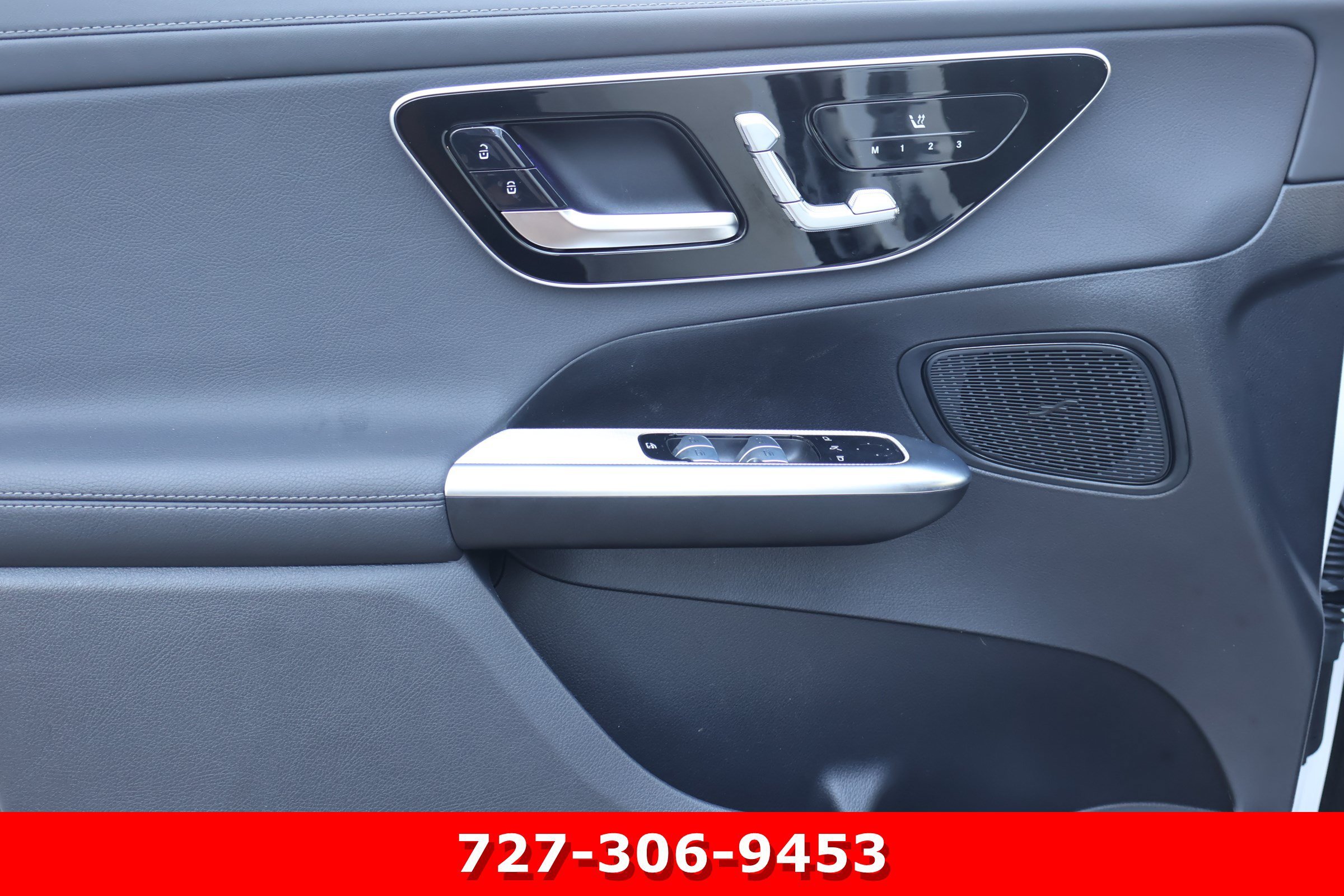Certified Used 2025 Polar White Mercedes-Benz GLC 300 image 14