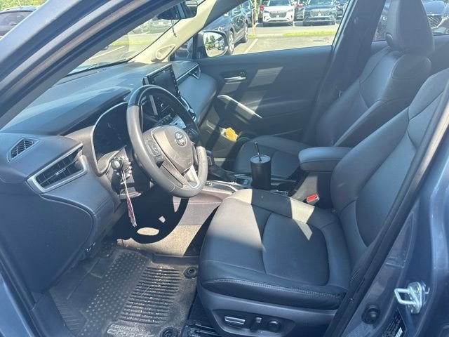 Used 2022 Gray Toyota XLE image 6