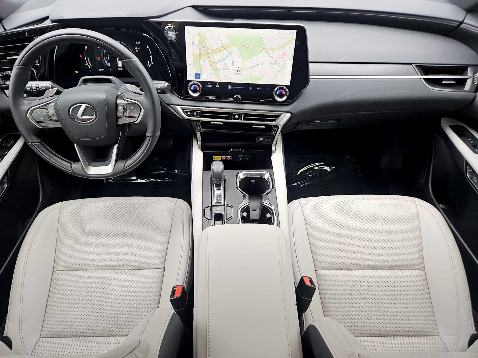 Used 2023 Eminent White Pearl Lexus Premium Plus image 21