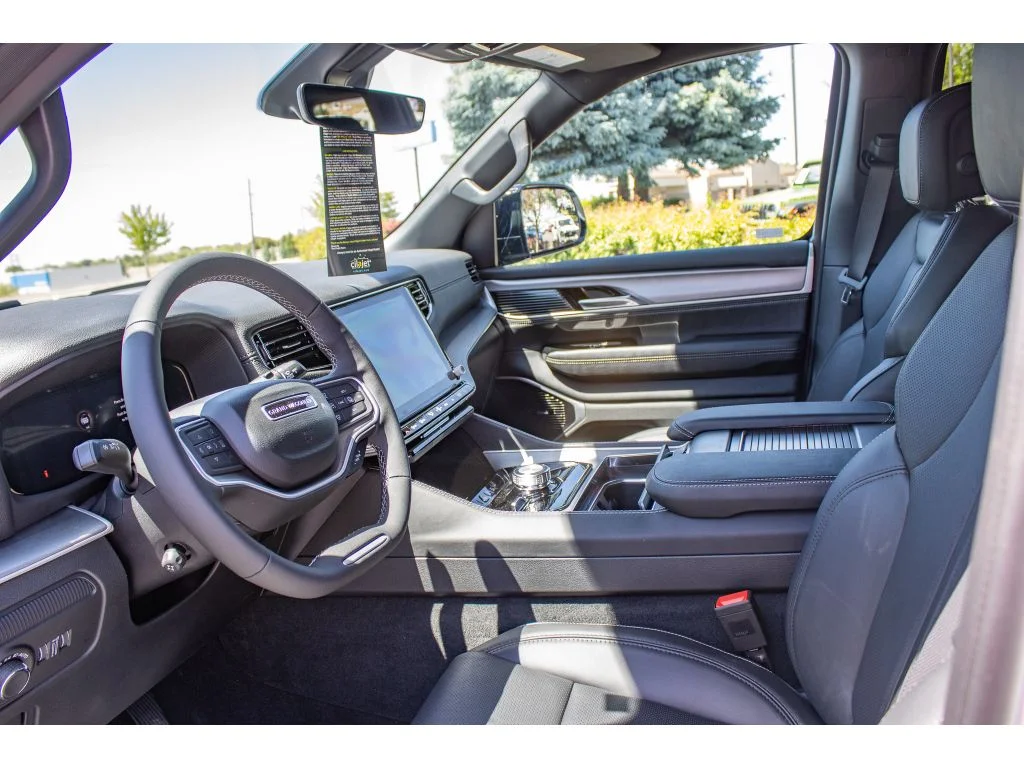New 2026 Bright White Clearcoat Jeep Limited Altitude image 38