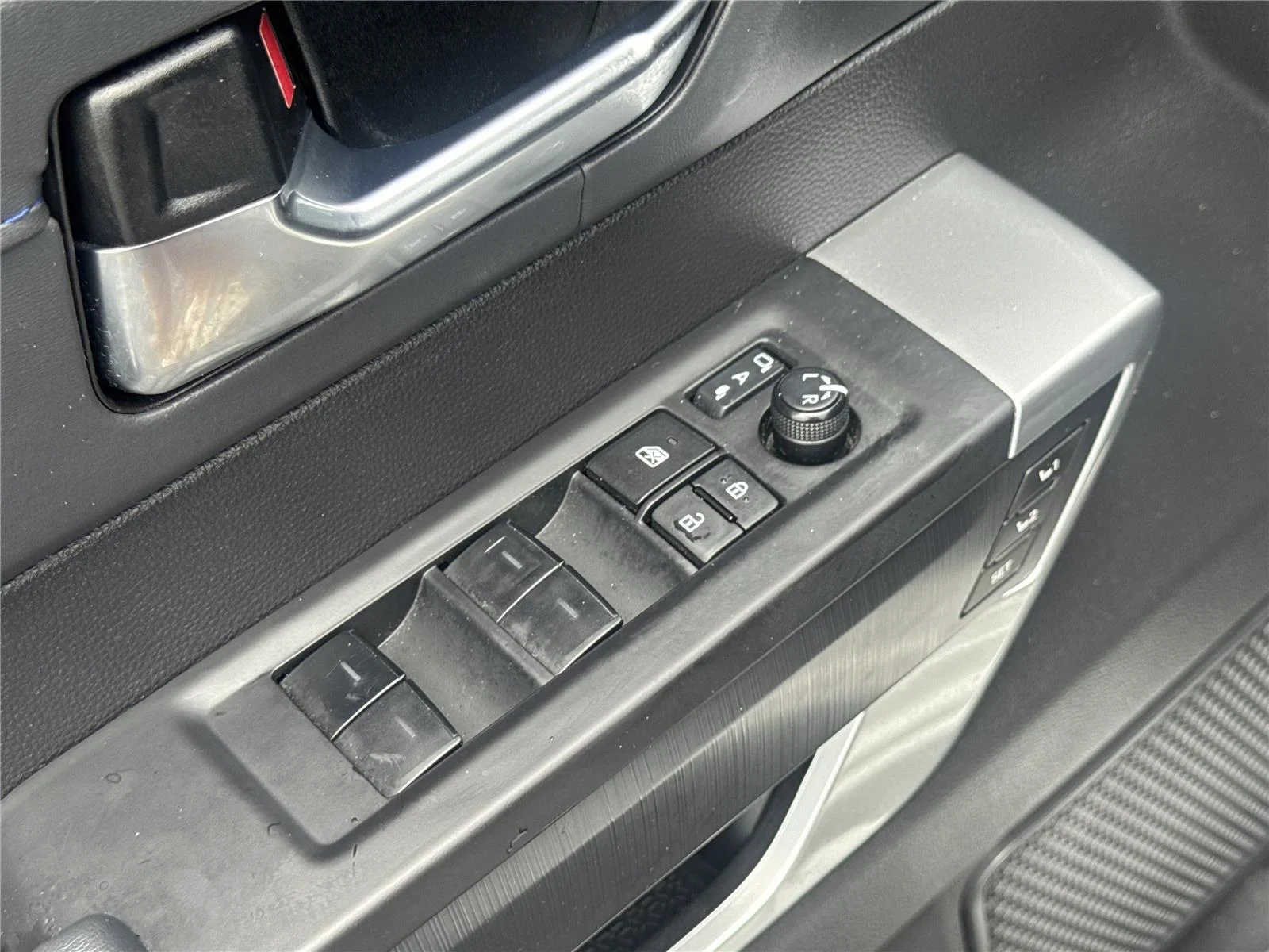 Used 2024 Wind Chill Pearl Toyota Platinum Hybrid image 18