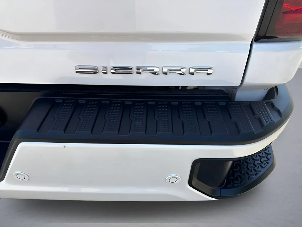 Used 2020 WHITE FROST TRICOAT GMC Denali image 34