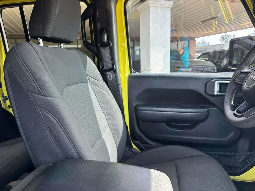 Used 2023 Yellow Jeep High Tide image 31