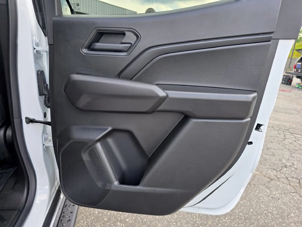 New 2026 White Chevrolet Trail Boss image 39
