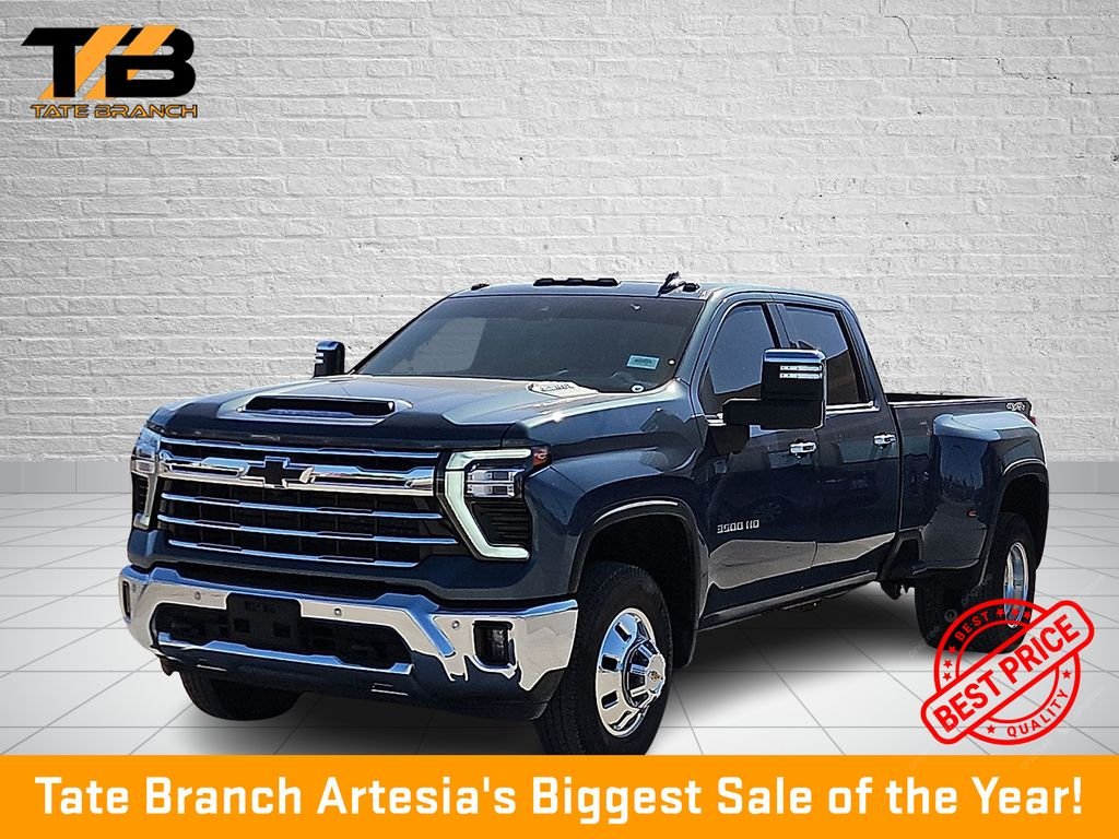 2025 Chevrolet Silverado HD LTZ 4WD Crew Cab Long Box DRW's photo