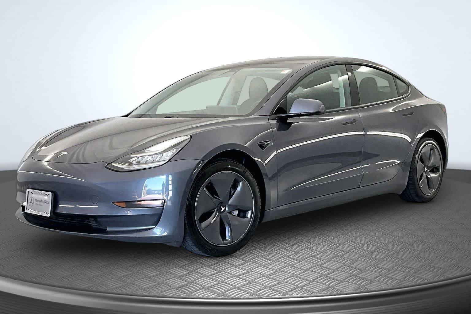 2021 Tesla Model 3 Long Range Dual Motor All-Wheel Drive's photo