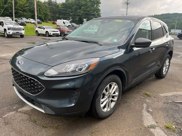 Used 2022 Blue Ford SE image 10