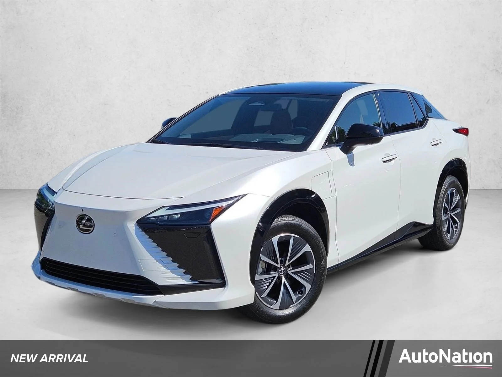 2023 Lexus RZ 450e 450e Premium AWD w/ 18" Wheel's photo