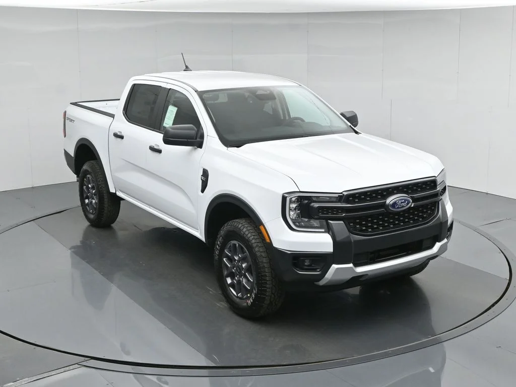 New 2026 Oxford White Ford XLT image 36